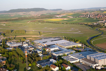 Vue oblique de Etwashausen, zone industrielle à Kitzingen dans le département Bavière, Allemagne