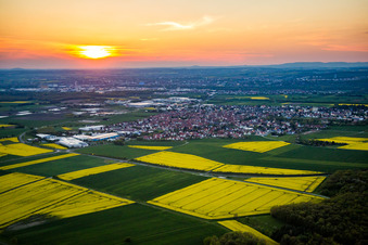Vue aérienne de Du sud-est à Gochsheim dans le département Bavière, Allemagne
