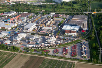 Photographie aérienne de Zone commerciale Muldenweg à le quartier Pfingstweide in Ludwigshafen am Rhein dans le département Rhénanie-Palatinat, Allemagne