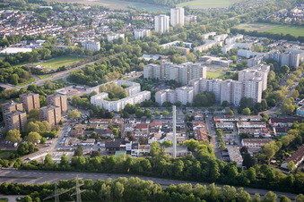 Vue aérienne de Quartier Pfingstweide in Ludwigshafen am Rhein dans le département Rhénanie-Palatinat, Allemagne