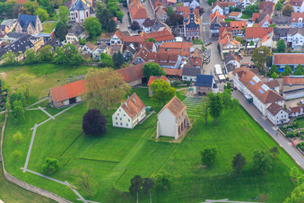 Vue aérienne de Laboratoire en plein air de Lauresham à Lorsch dans le département Hesse, Allemagne