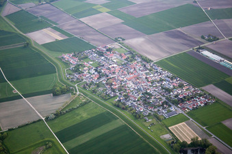 Vue aérienne de Quartier Ibersheim in Worms dans le département Rhénanie-Palatinat, Allemagne