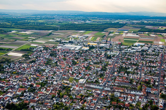 Vue aérienne de Du sud à Griesheim dans le département Hesse, Allemagne