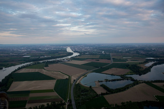 Photographie aérienne de Lac d'Argent à le quartier Roxheim in Bobenheim-Roxheim dans le département Rhénanie-Palatinat, Allemagne