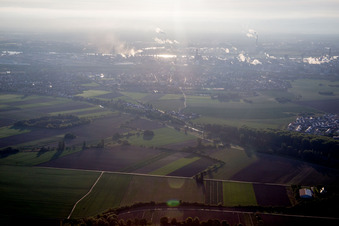 Vue aérienne de Quartier Oppau in Ludwigshafen am Rhein dans le département Rhénanie-Palatinat, Allemagne