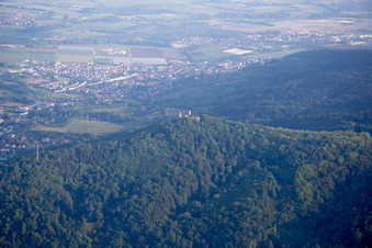 Vue aérienne de Château Auerbach à le quartier Auerbach in Bensheim dans le département Hesse, Allemagne