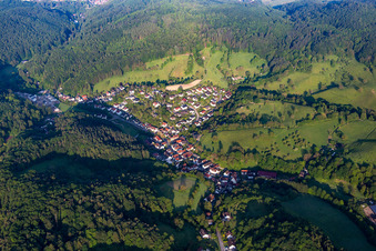 Vue aérienne de De l'est à le quartier Hochstädten in Bensheim dans le département Hesse, Allemagne
