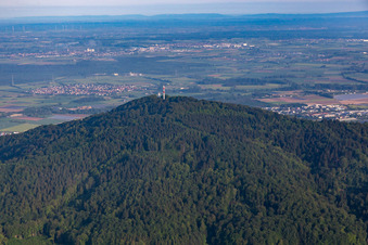 Vue aérienne de Mélibokus à le quartier Hochstädten in Bensheim dans le département Hesse, Allemagne