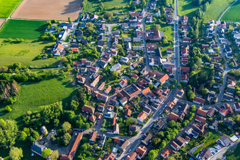 Vue aérienne de Quartier Ernsthofen in Modautal dans le département Hesse, Allemagne