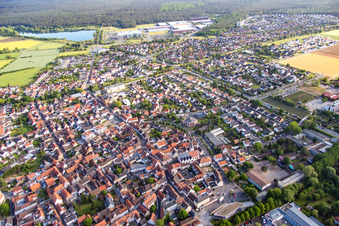 Vue aérienne de Babenhausen dans le département Hesse, Allemagne