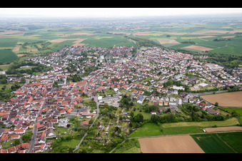 Vue oblique de Quartier Ostheim in Nidderau dans le département Hesse, Allemagne
