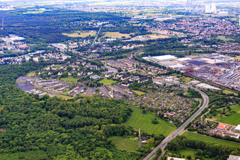 Vue aérienne de Parc des pionniers à Hanau dans le département Hesse, Allemagne