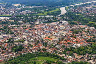 Vue aérienne de Centre-ville à le quartier Hanau-Altstadt in Hanau dans le département Hesse, Allemagne