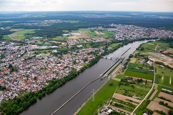 Photographie aérienne de Großkrotzenburg dans le département Hesse, Allemagne