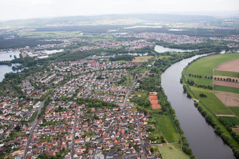 Vue oblique de Großkrotzenburg dans le département Hesse, Allemagne