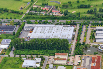 Vue aérienne de SUZUKI GERMANY GMBH à Bensheim dans le département Hesse, Allemagne