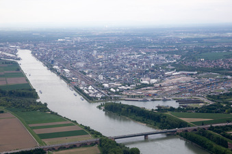 Vue oblique de Quartier BASF in Ludwigshafen am Rhein dans le département Rhénanie-Palatinat, Allemagne