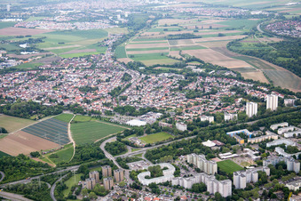 Quartier Pfingstweide in Ludwigshafen am Rhein dans le département Rhénanie-Palatinat, Allemagne d'en haut