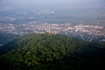 Vue aérienne de Château Auerbach à le quartier Auerbach in Bensheim dans le département Hesse, Allemagne