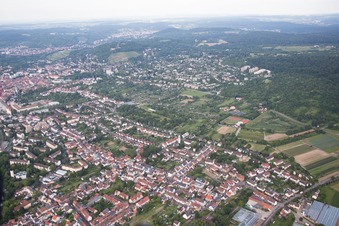 Quartier Durlach in Karlsruhe dans le département Bade-Wurtemberg, Allemagne vue du ciel