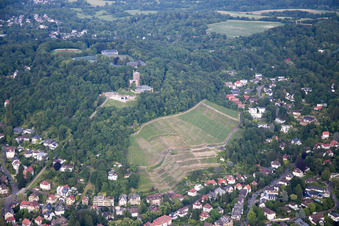 Vue aérienne de Turmberg à le quartier Durlach in Karlsruhe dans le département Bade-Wurtemberg, Allemagne