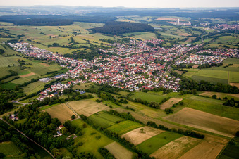 Photographie aérienne de De l'ouest à le quartier Jöhlingen in Walzbachtal dans le département Bade-Wurtemberg, Allemagne