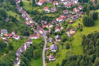 Vue d'oiseau de Quartier Brombach in Eberbach dans le département Bade-Wurtemberg, Allemagne