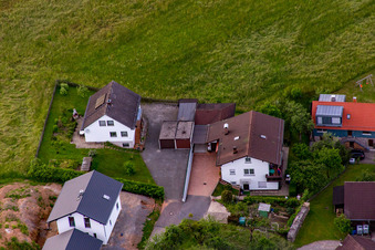 Quartier Brombach in Eberbach dans le département Bade-Wurtemberg, Allemagne vu d'un drone