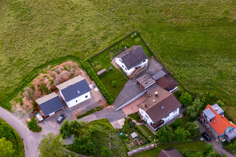 Enregistrement par drone de Quartier Brombach in Eberbach dans le département Bade-Wurtemberg, Allemagne