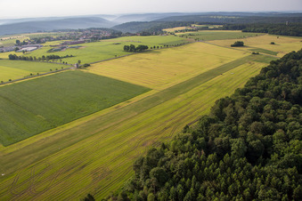 Vue aérienne de Aéroport à le quartier Vielbrunn in Michelstadt dans le département Hesse, Allemagne