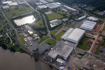 Vue aérienne de VACUUBRAND GmbH à le quartier Bestenheid in Wertheim dans le département Bade-Wurtemberg, Allemagne