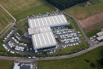 Vue aérienne de Camping-cars Hymer à le quartier Bettingen in Wertheim dans le département Bade-Wurtemberg, Allemagne