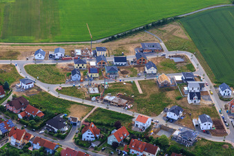 Vue aérienne de Nouvelle zone de développement Schönbornstr à Waldbrunn dans le département Bavière, Allemagne