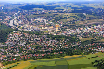 Vue aérienne de Sorcellerie à Höchberg dans le département Bavière, Allemagne