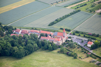 Vue aérienne de Saint-Louis à le quartier Lindach in Kolitzheim dans le département Bavière, Allemagne