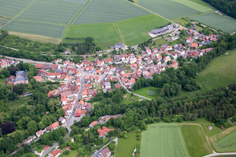 Vue aérienne de Quartier Waltershausen in Saal an der Saale dans le département Bavière, Allemagne