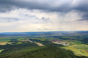 Vue aérienne de Vue de la ville depuis le sud-ouest à Rohr dans le département Thuringe, Allemagne