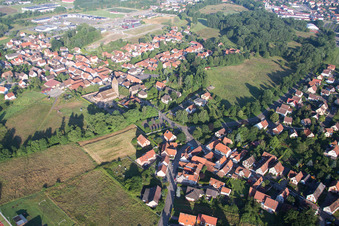 Quartier Altenstadt in Wissembourg dans le département Bas Rhin, France d'un drone