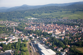 Vue oblique de Wissembourg dans le département Bas Rhin, France