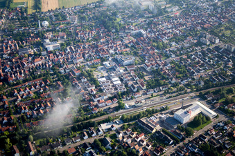 Au centre-ville" Nouveau bâtiment de RiBa GmbH entre Bismarck- et Gartenstr. à Kandel dans le département Rhénanie-Palatinat, Allemagne d'un drone