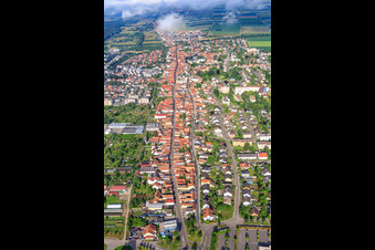 Photographie aérienne de Rheinstr (B427) depuis l'est à Kandel dans le département Rhénanie-Palatinat, Allemagne