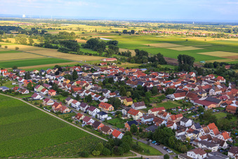 Vue aérienne de Dix-huit chemins du matin à le quartier Duttweiler in Neustadt an der Weinstraße dans le département Rhénanie-Palatinat, Allemagne