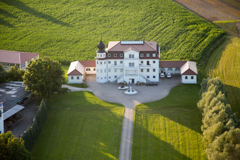 Vue aérienne de Plankenschwaige à Landau an der Isar dans le département Bavière, Allemagne