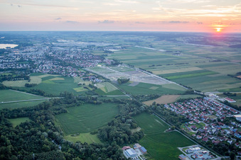 Vue aérienne de Quartier Höll in Dingolfing dans le département Bavière, Allemagne