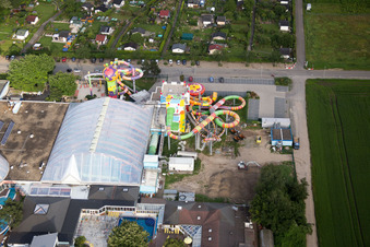 Vue d'oiseau de Miramar à le quartier Lützelsachsen in Weinheim dans le département Bade-Wurtemberg, Allemagne