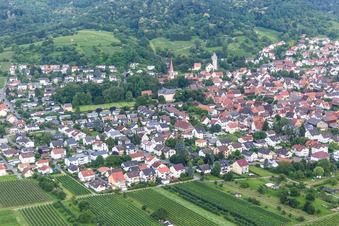 Vue aérienne de Château de Wiser à le quartier Leutershausen in Hirschberg an der Bergstraße dans le département Bade-Wurtemberg, Allemagne