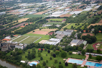Vue aérienne de Base olympique à le quartier Handschuhsheimer in Heidelberg dans le département Bade-Wurtemberg, Allemagne