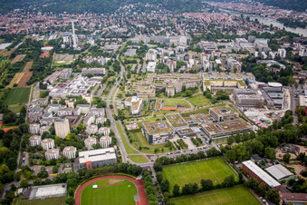 Vue aérienne de Handschuhsheim, Neuenheimer Feld, Université Heidelberg à le quartier Neuenheim in Heidelberg dans le département Bade-Wurtemberg, Allemagne