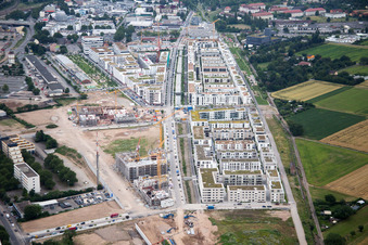 Vue aérienne de Quartier Bahnstadt in Heidelberg dans le département Bade-Wurtemberg, Allemagne