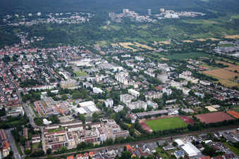 Vue aérienne de Quartier Rohrbach in Heidelberg dans le département Bade-Wurtemberg, Allemagne